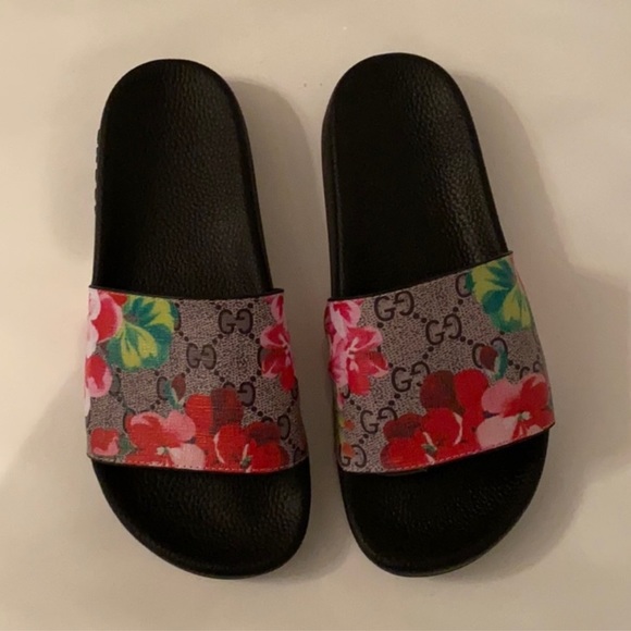 red gg supreme pool slides